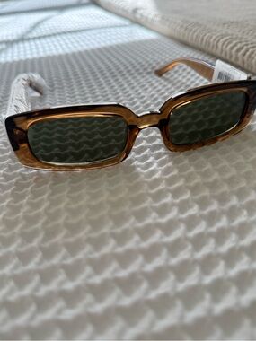 Le Specs Rectangular Sunglasses